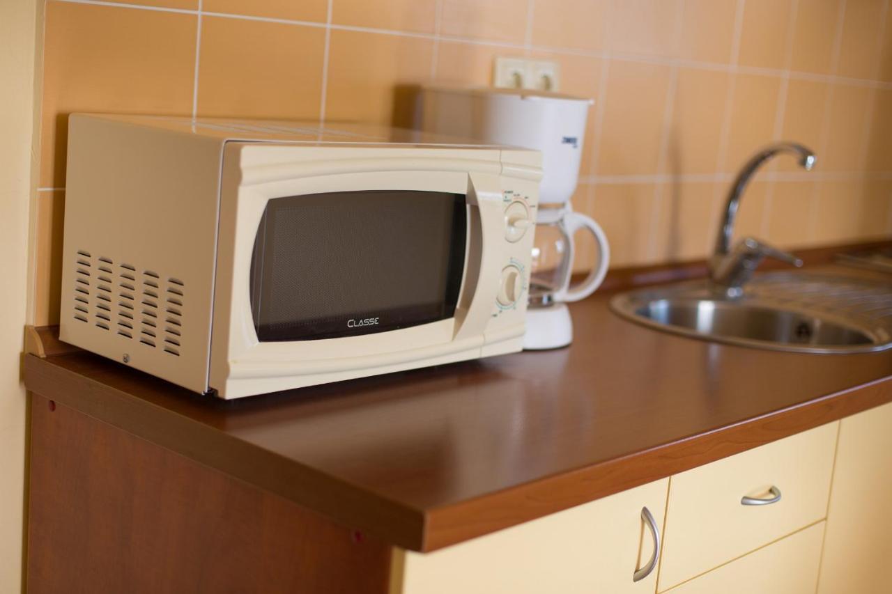 Apartman Vjekoslav คิร์ก ภายนอก รูปภาพ