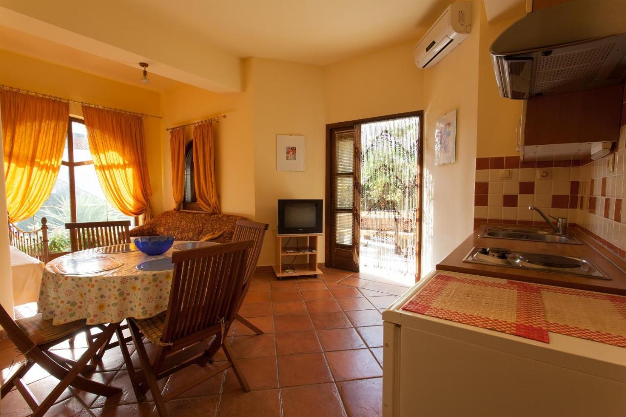 Apartman Vjekoslav คิร์ก ภายนอก รูปภาพ