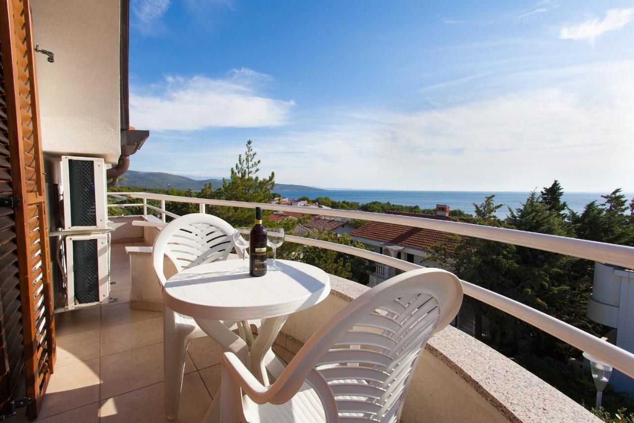 Apartman Vjekoslav คิร์ก ภายนอก รูปภาพ